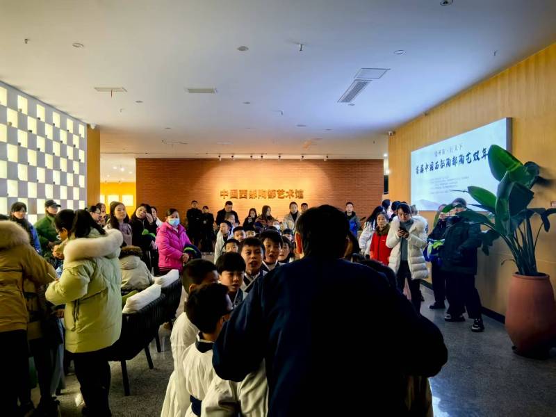 洞口县培训讲座公司如何赋能文旅产业：定制化培训助力产业人才升级